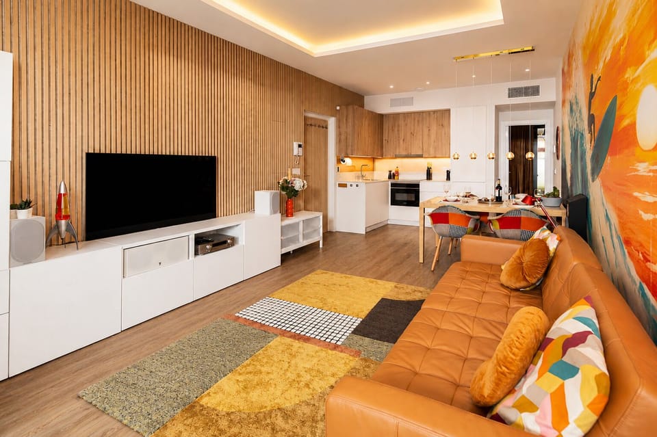 Tv & audio system