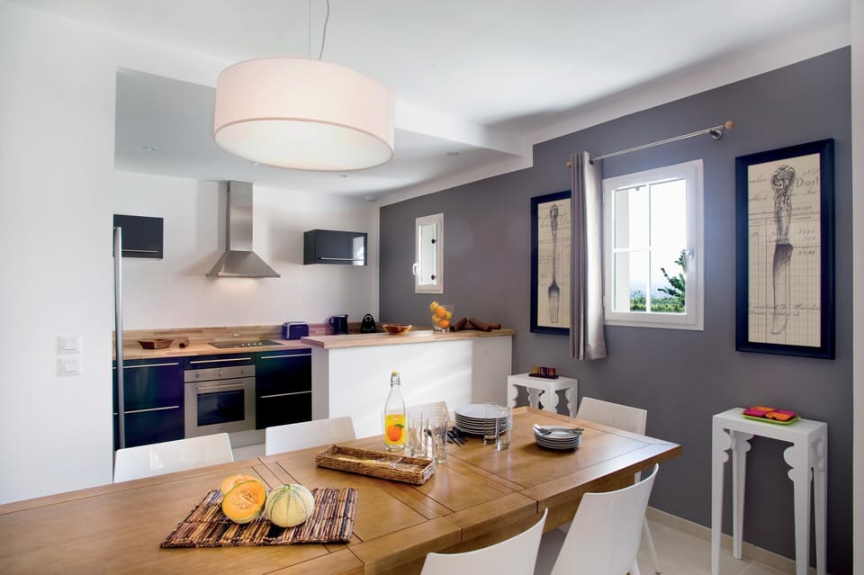 Villa | Dining