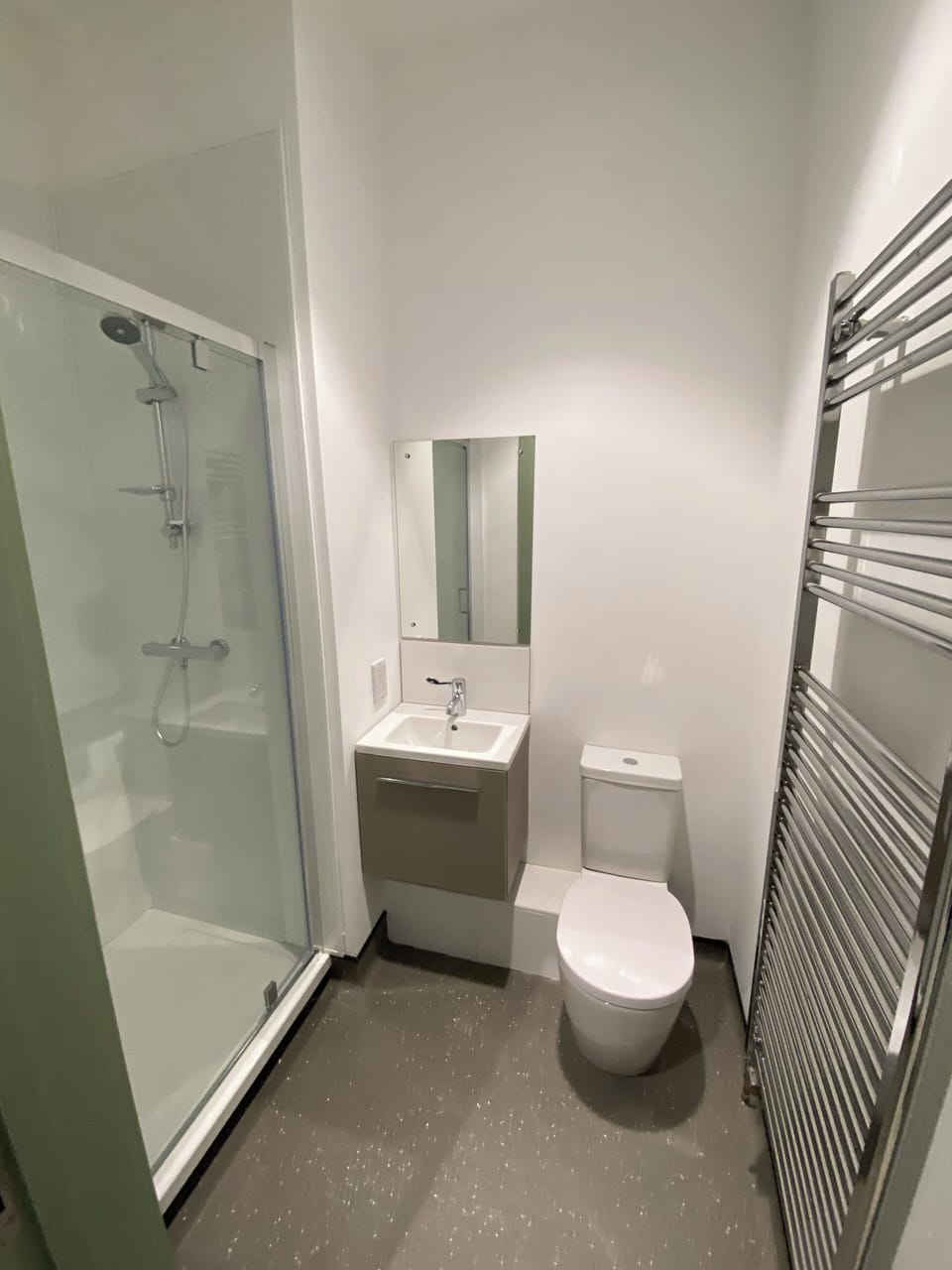 Ashbourne Gateway Lodge Hostel in East Staffordshire District