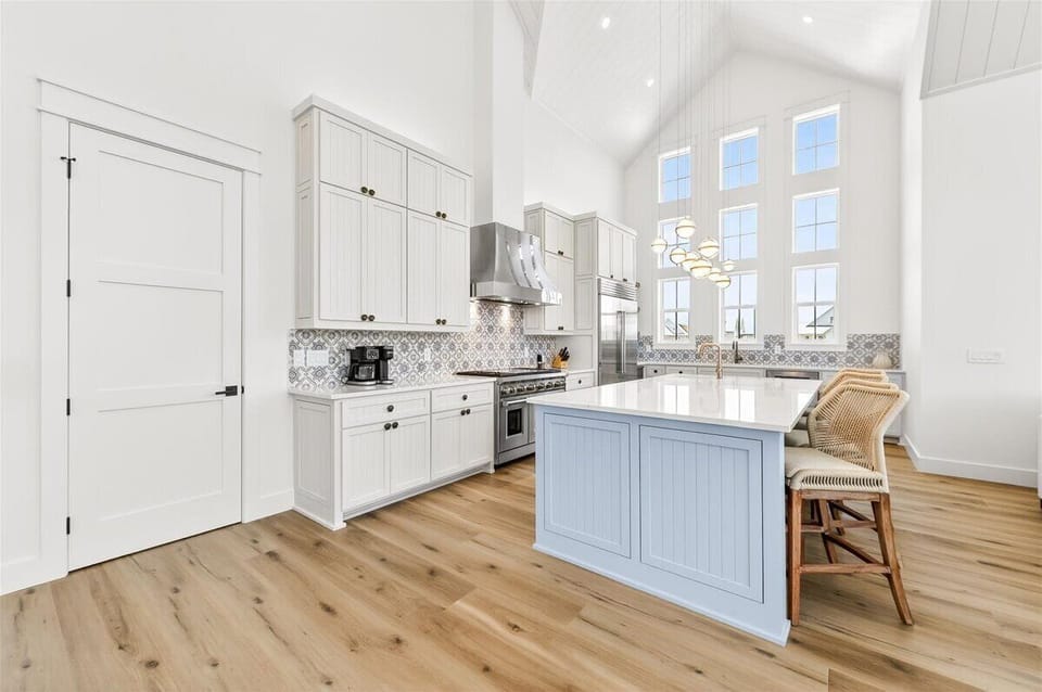Kitchen, 2nd Floor