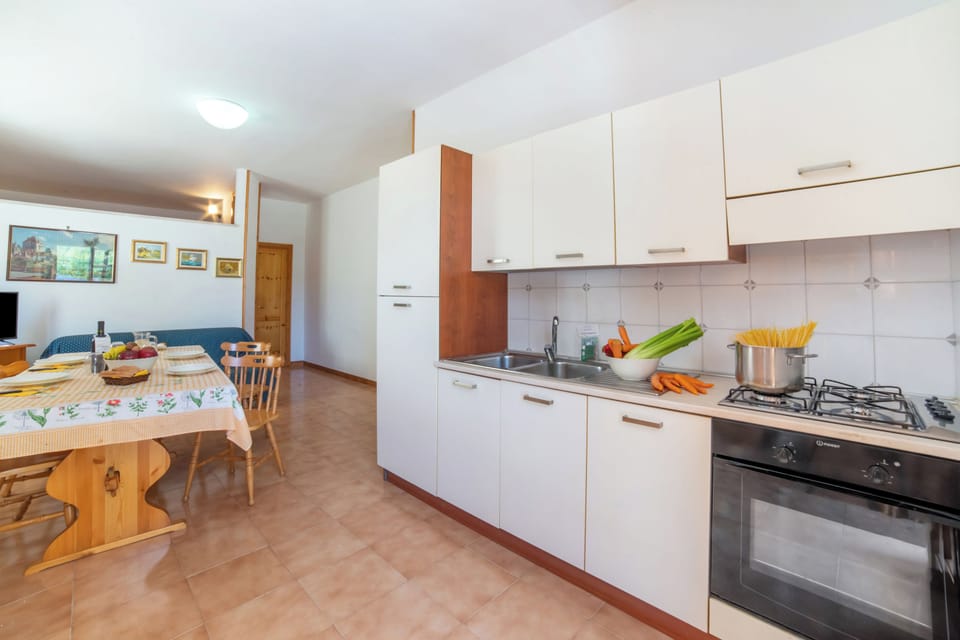 Family House, 2 Bedrooms, Microwave (Trilocale Sole in Otranto near the) | Private kitchen