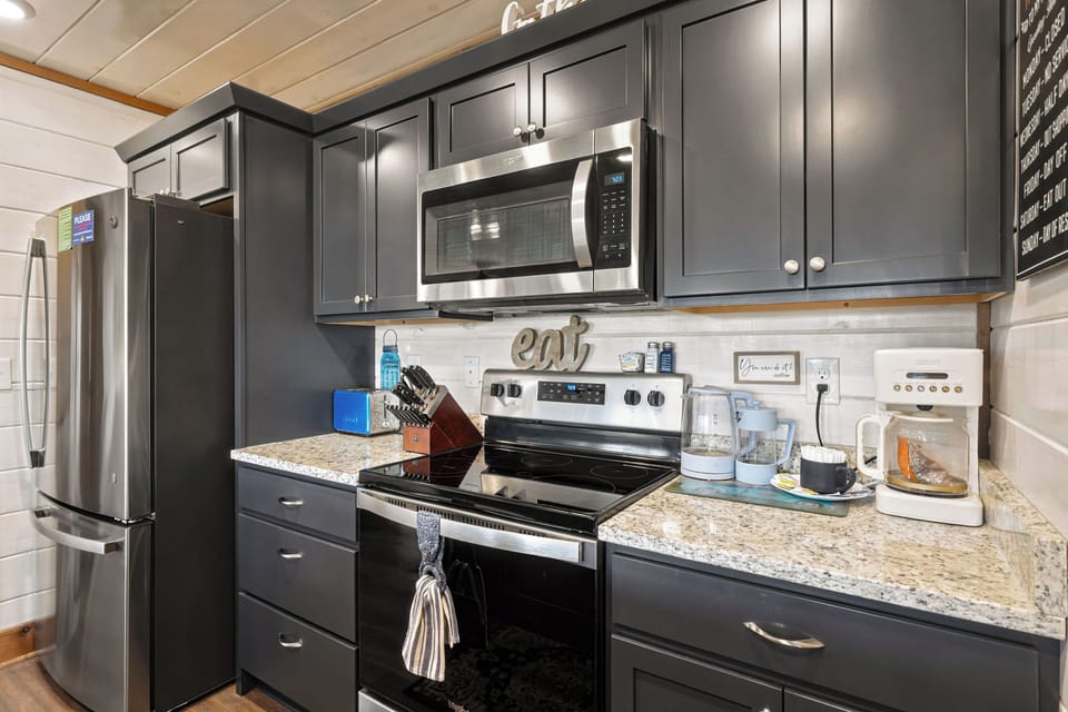 Fully equipped kitchen for meals during your stay