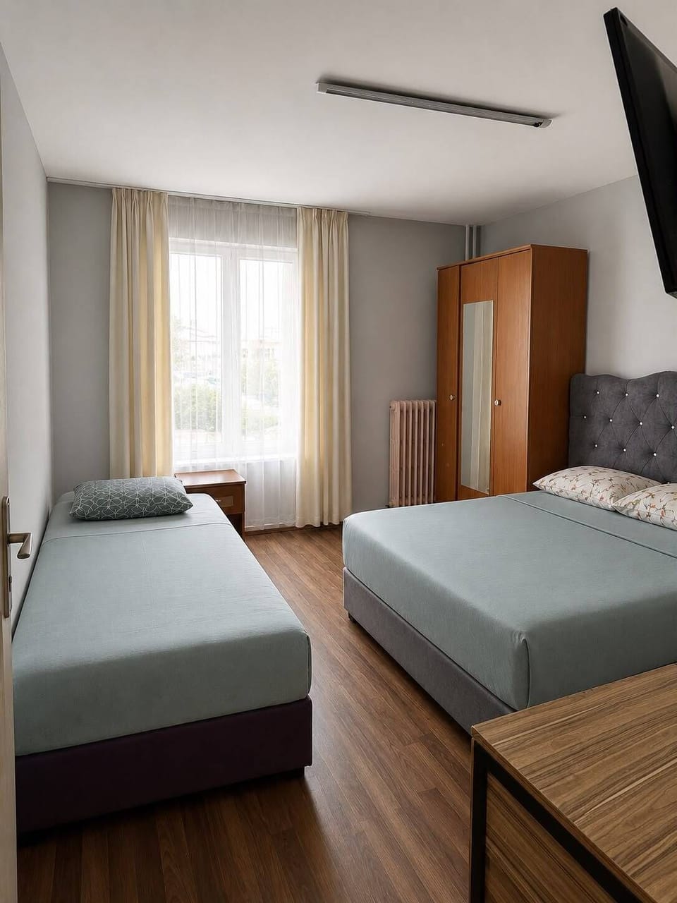 Twin Room, Balcony, City View | Desk, free WiFi