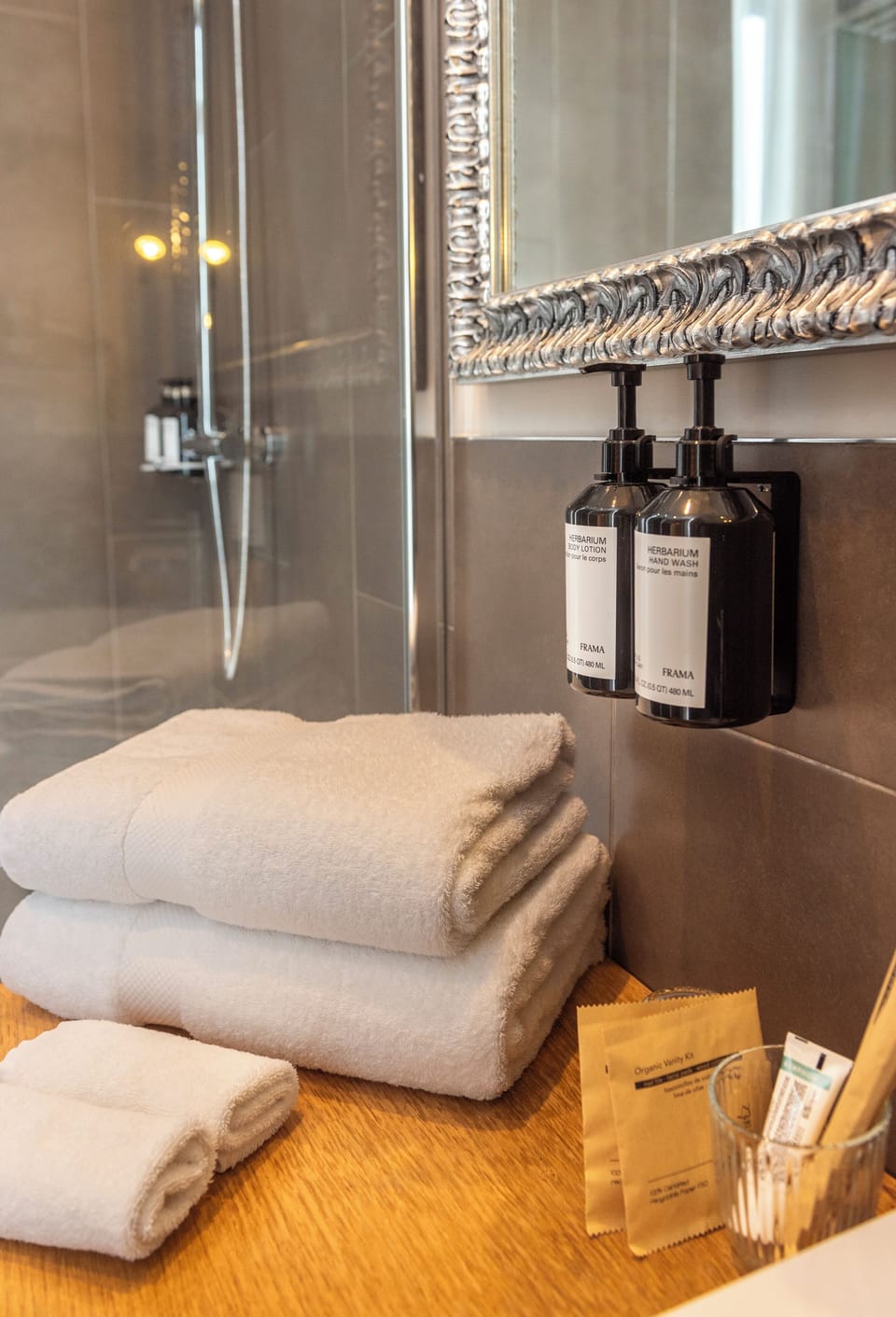 Classic Single Room | Bathroom | Free toiletries, hair dryer, soap, shampoo