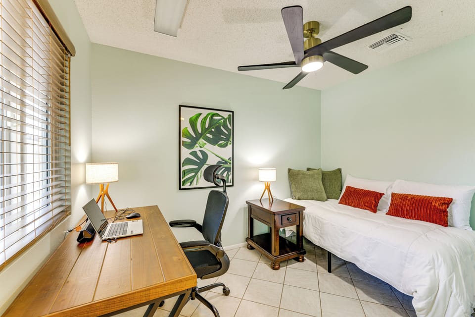House (2 Bedrooms) | Interior