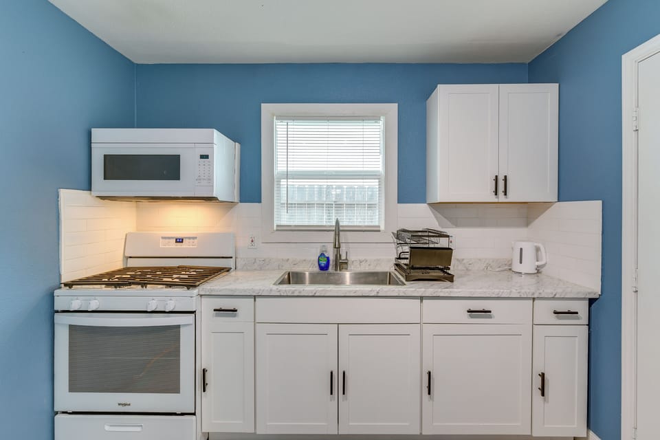 House (2 Bedrooms) | Interior