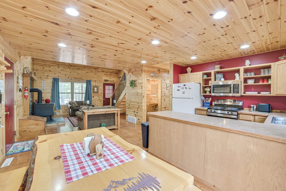 House (2 Bedrooms) | Interior