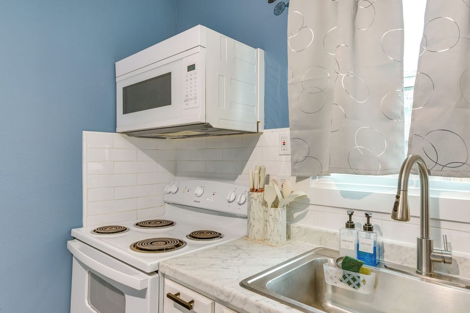 House (2 Bedrooms) | Interior