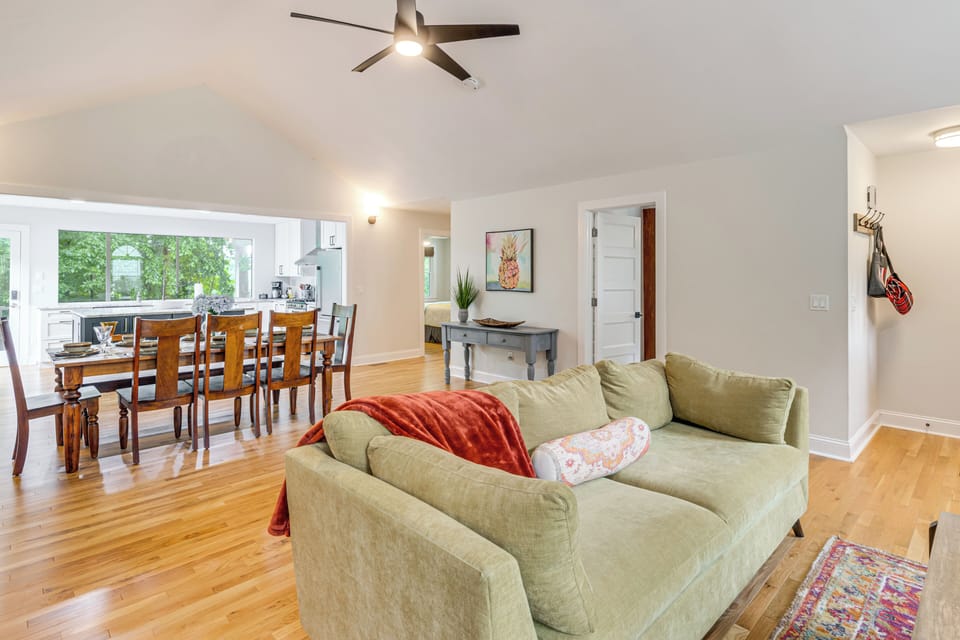House (3 Bedrooms) | Interior