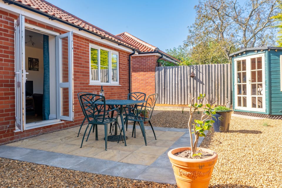 Seabreeze, Wells-next-the-Sea: Lovely enclosed courtyard for al fresco dining