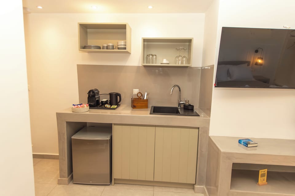 Junior Suite, Balcony, Sea View | Premium bedding, blackout drapes, soundproofing, iron/ironing board