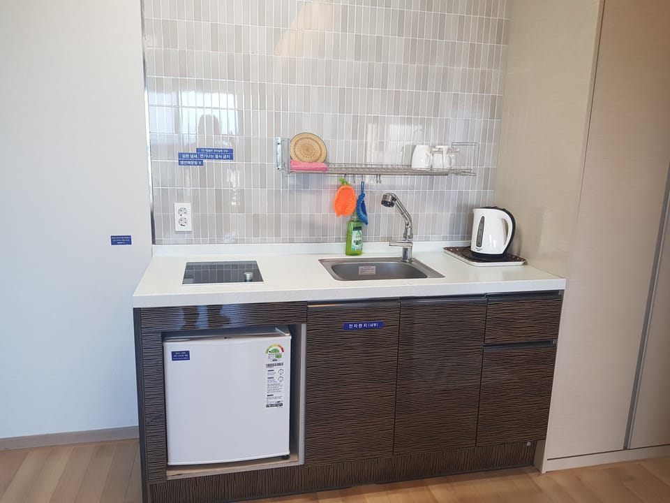 Spa View | Private kitchenette | Fridge, microwave, stovetop, electric kettle