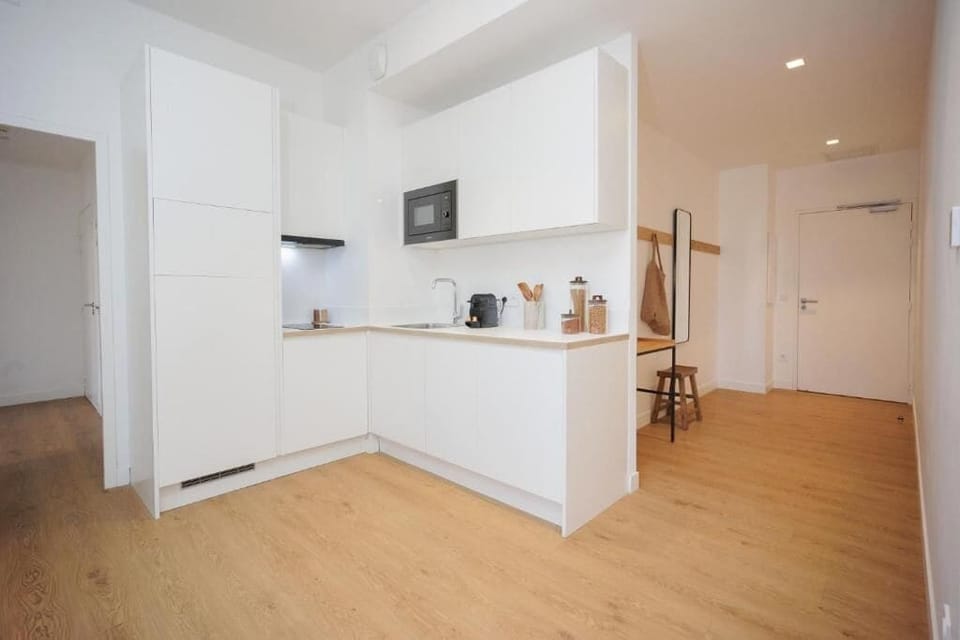 Apartment, 2 Bedrooms | Private kitchen