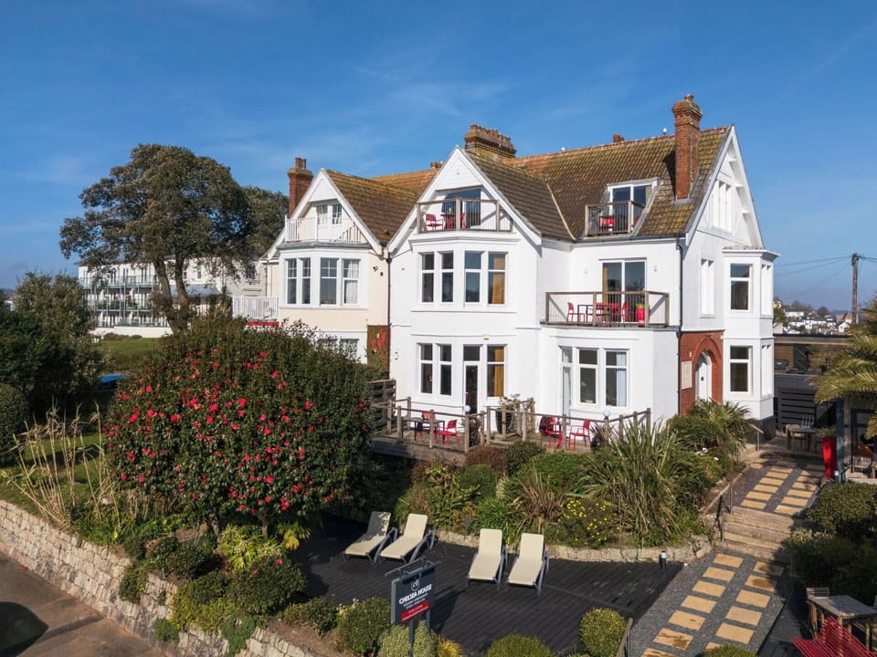 House, Home, Residential Area, Estate, Sash Window, Mansion, Villa, Beach, Seaside Resort