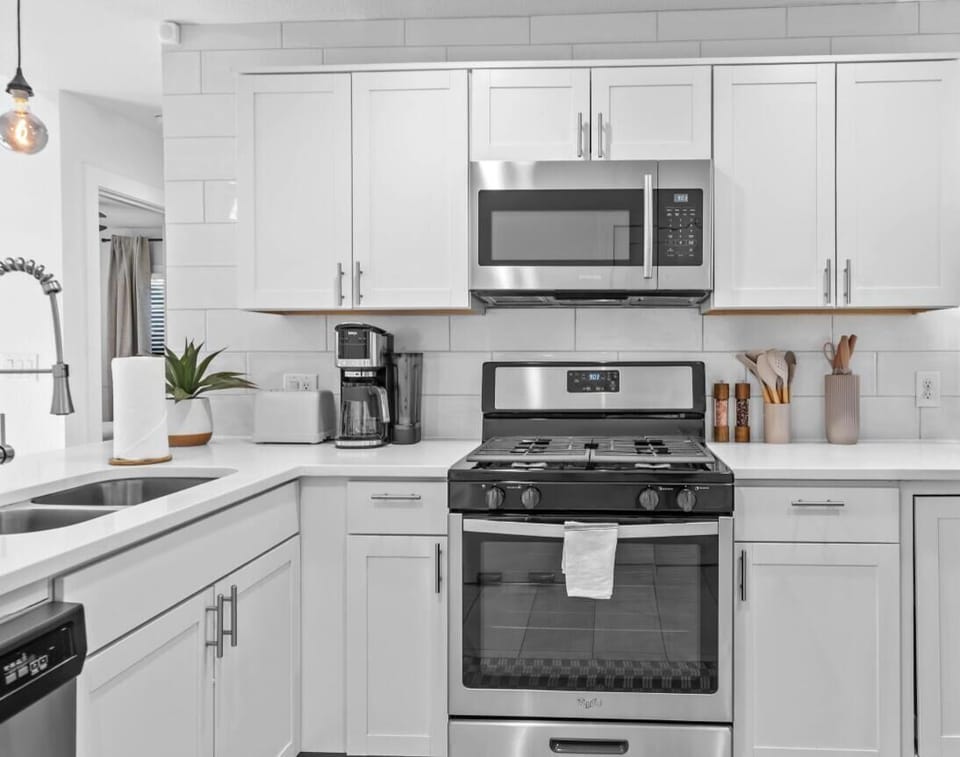 Gas range, full-size fridge, and a coffee maker ready to fuel your Austin adventures.