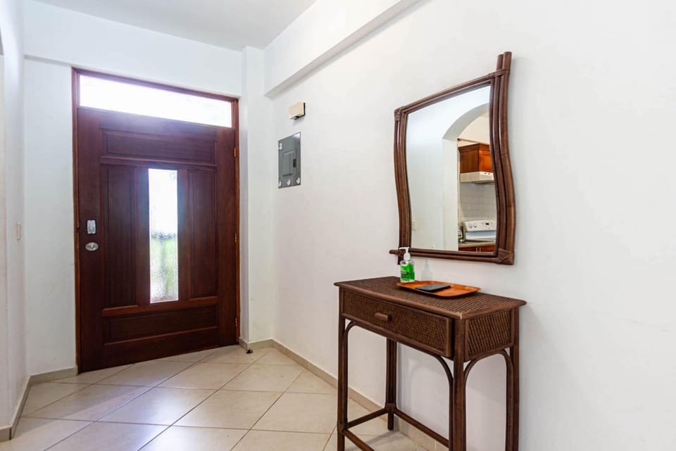 Apartment, 2 Bedrooms, Balcony, Garden View | Interior