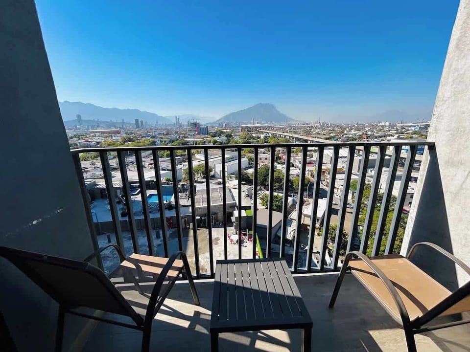Hermosa vista en balcón privado 