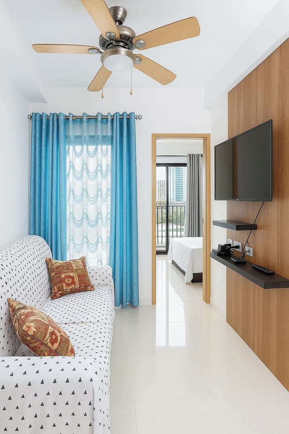 Family Condo, 1 Queen Bed, Balcony, City View | Free WiFi