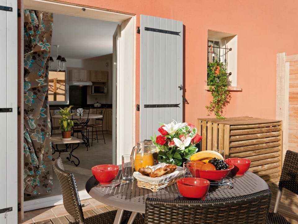 Cottage | Balcony