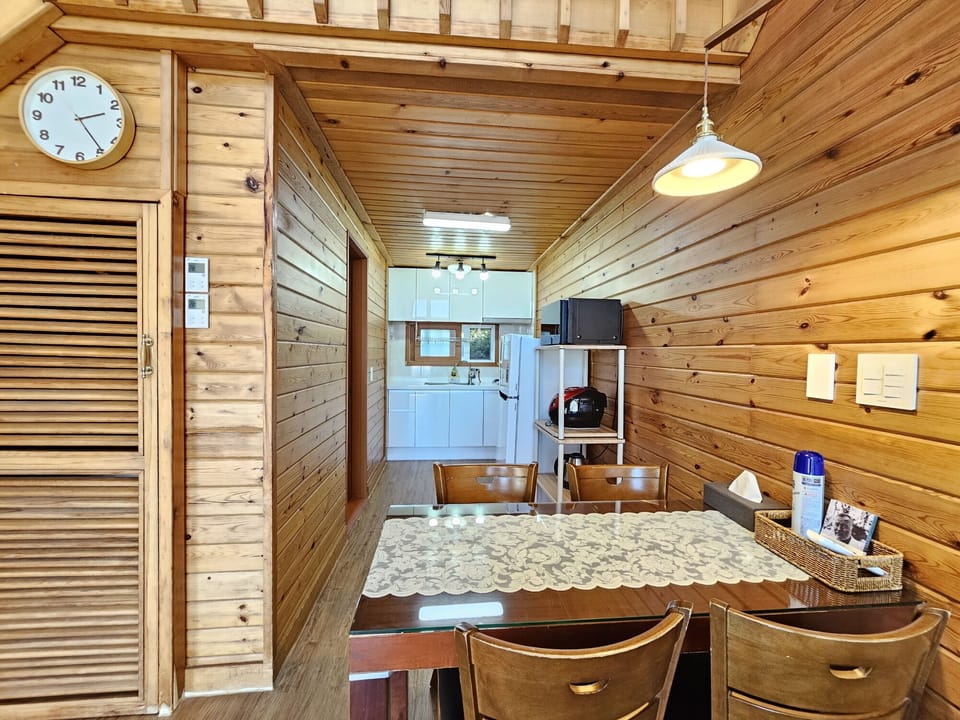 Duplex | Free WiFi