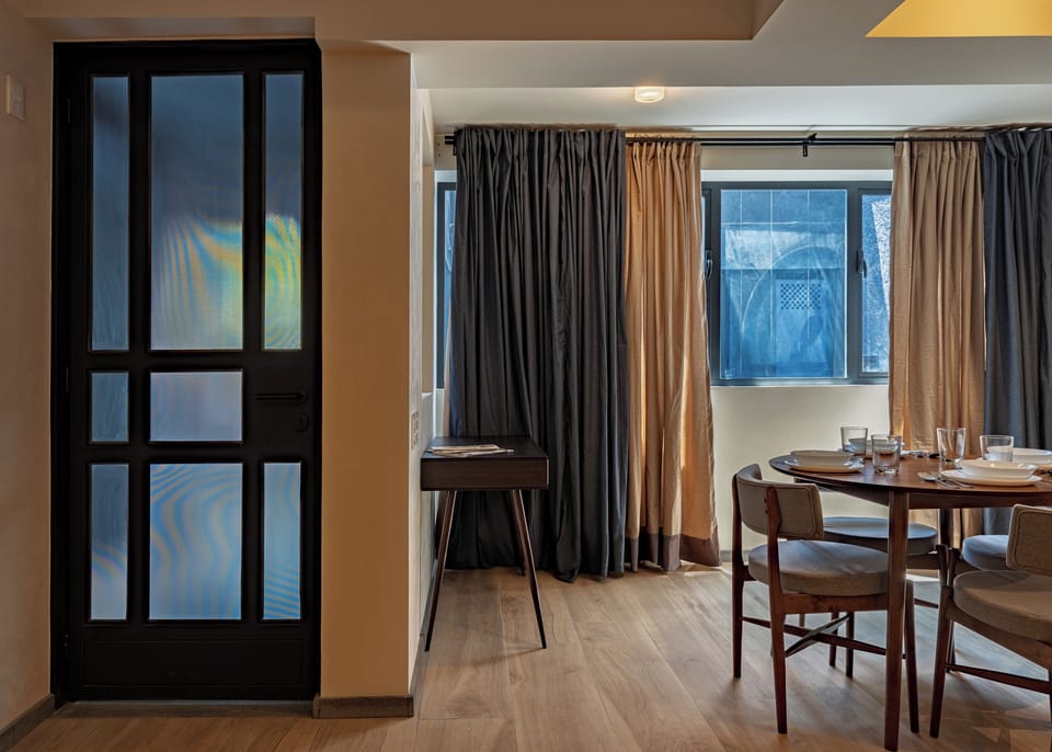 Deluxe Apartment | Dining