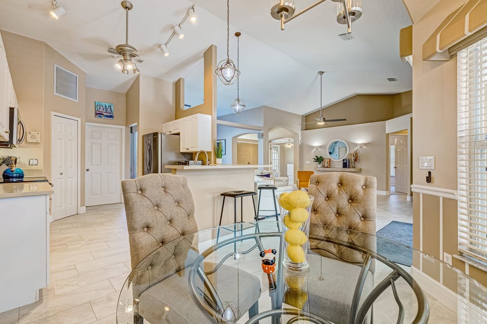 House (3 Bedrooms) | Dining room