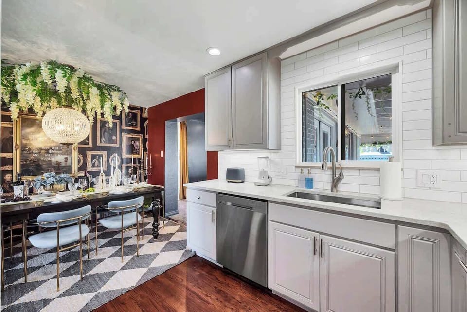 Where style meets functionality: your cooking space, reimagined.