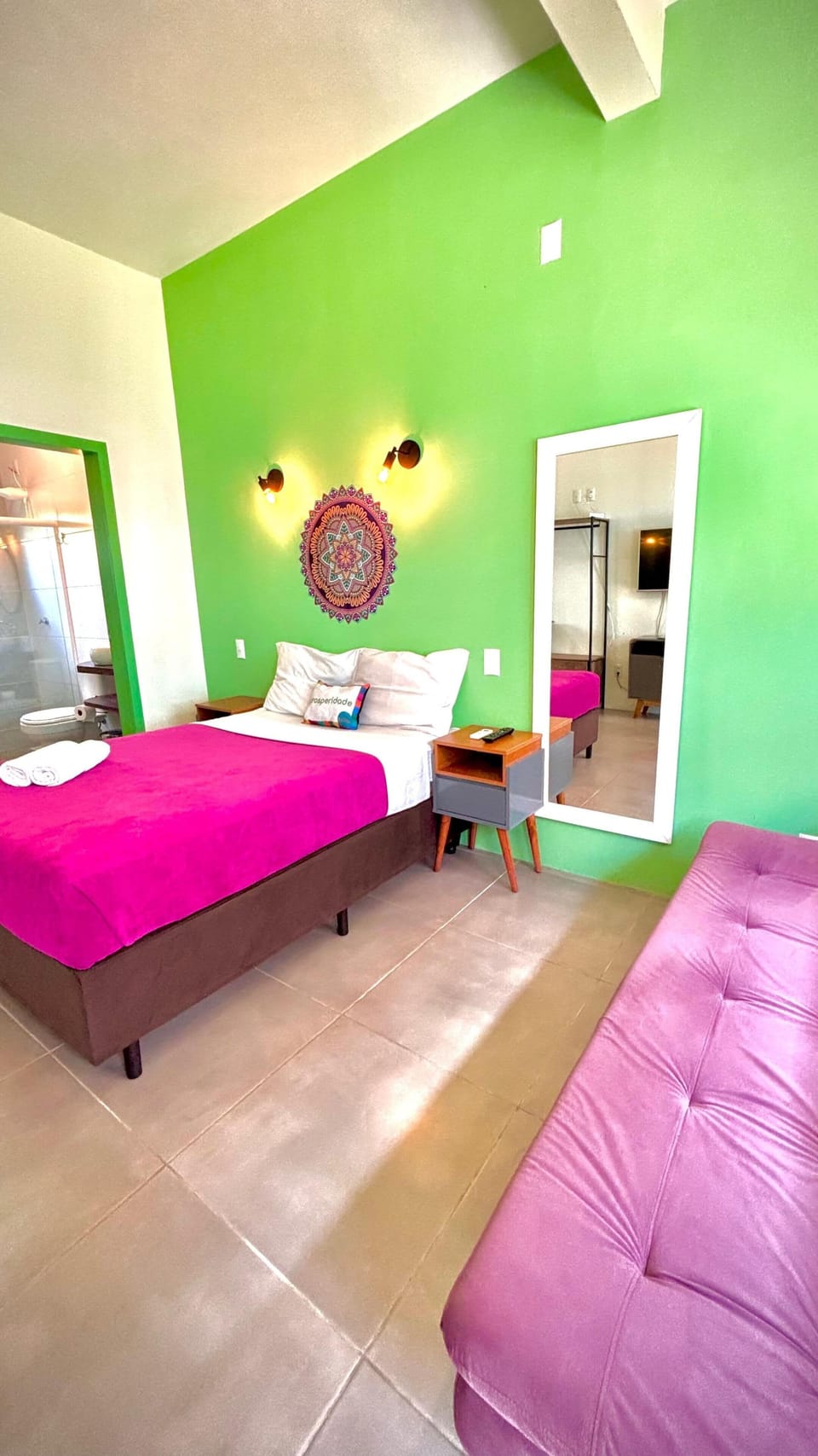 Standard Suite | Free WiFi