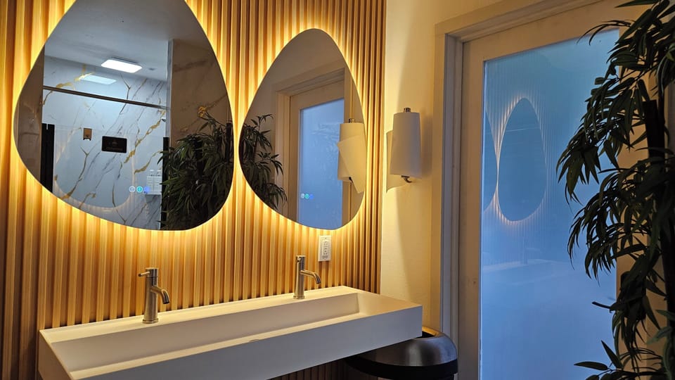 Deluxe Shared Dormitory, Women only, Private Bathroom | Bathroom | Shower, towels, soap, shampoo