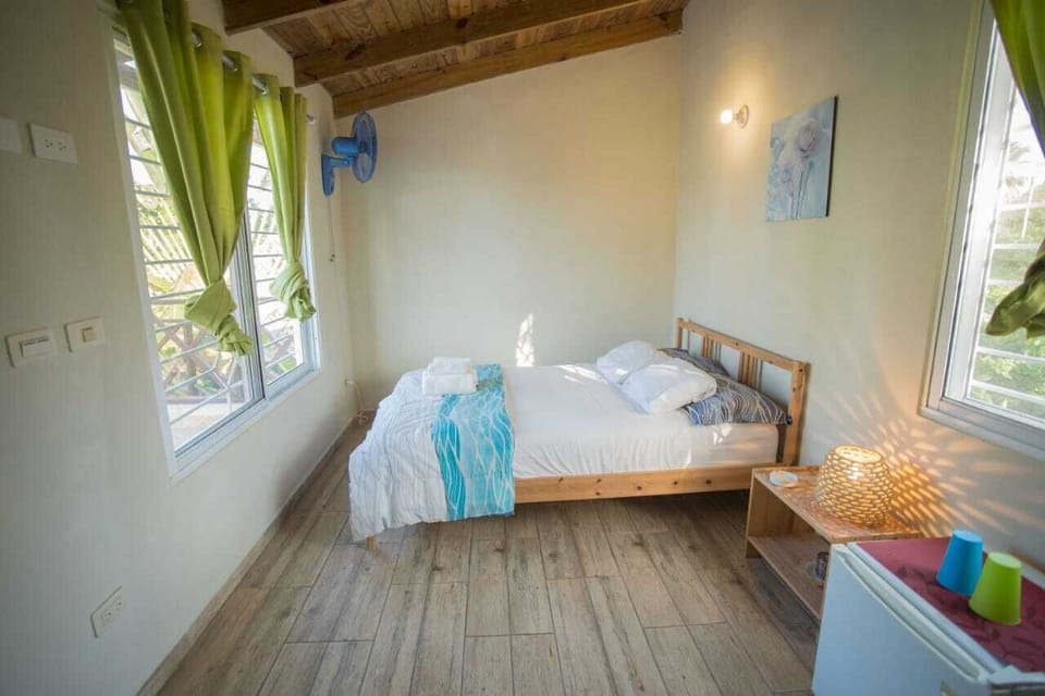 Double Room | Blackout drapes, free WiFi, bed sheets
