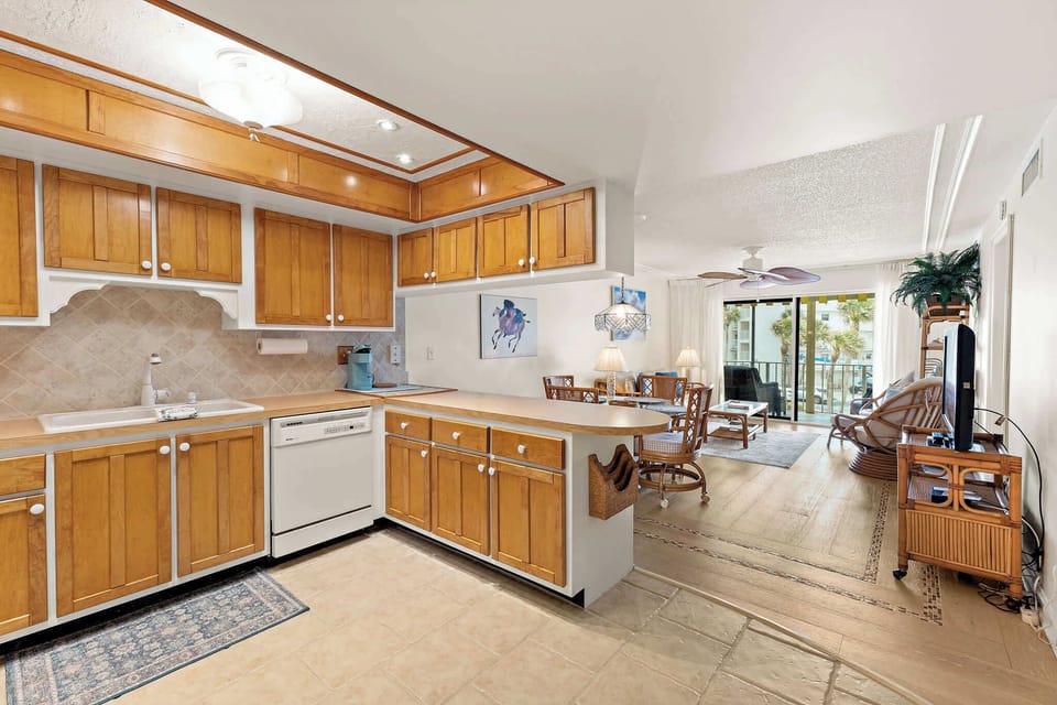 Meals are easy at home with the fully equipped kitchen