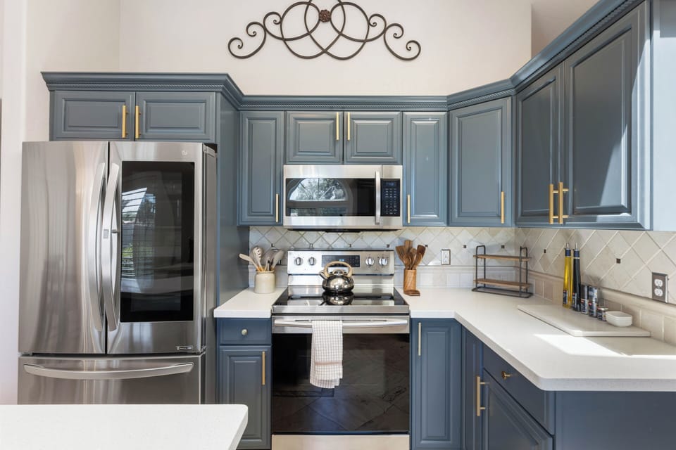 Fully Equipped Kitchen - Electric Stove