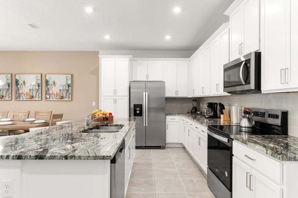 Townhome, Multiple Beds, Pool Access, Pool View (SLA106-2318-5-GP) | Private kitchen