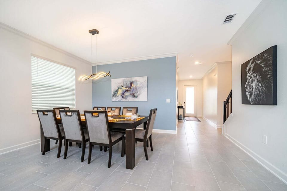House, Multiple Beds, Pool Access, Pool View (CHG114-580-5-GP) | Dining