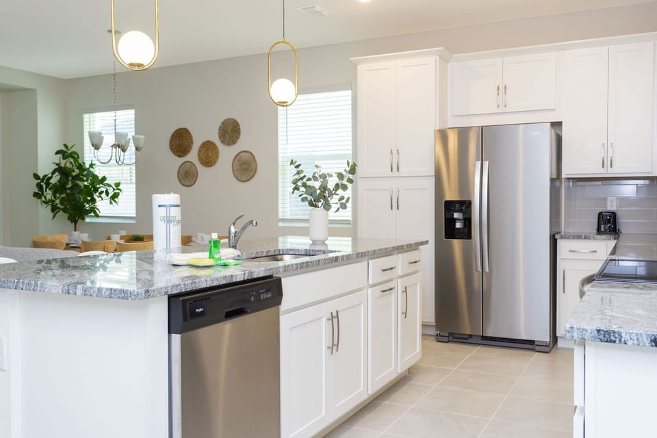 House, Multiple Beds, Pool Access, Pool View (SLA104-1818-5-GP) | Private kitchen
