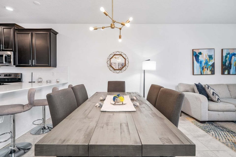 Townhome, Multiple Beds, Pool Access, Pool View (CHG106-1081-3) | Dining