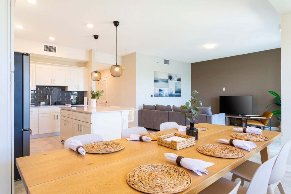 Condo, Multiple Beds, Pool Access (STL115-3171-102-2) | Dining