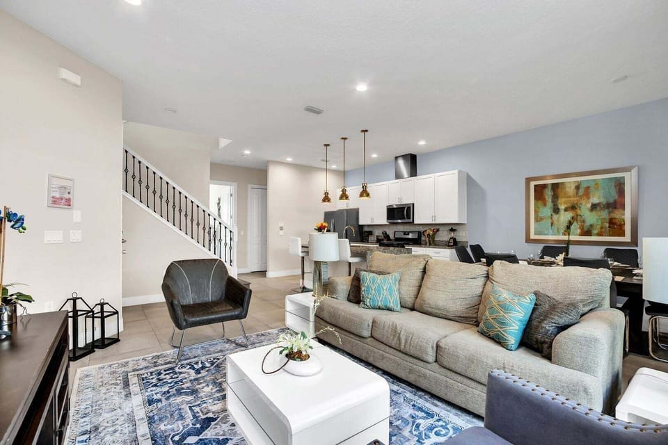 Townhome, Multiple Beds, Pool View (SMV112-2649-5-GS) | Living area