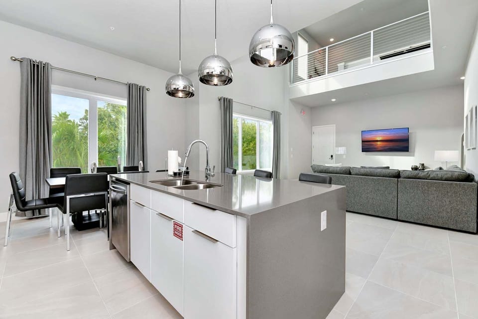 Apartment, Multiple Beds (REU119-7770-238-5-G) | Interior