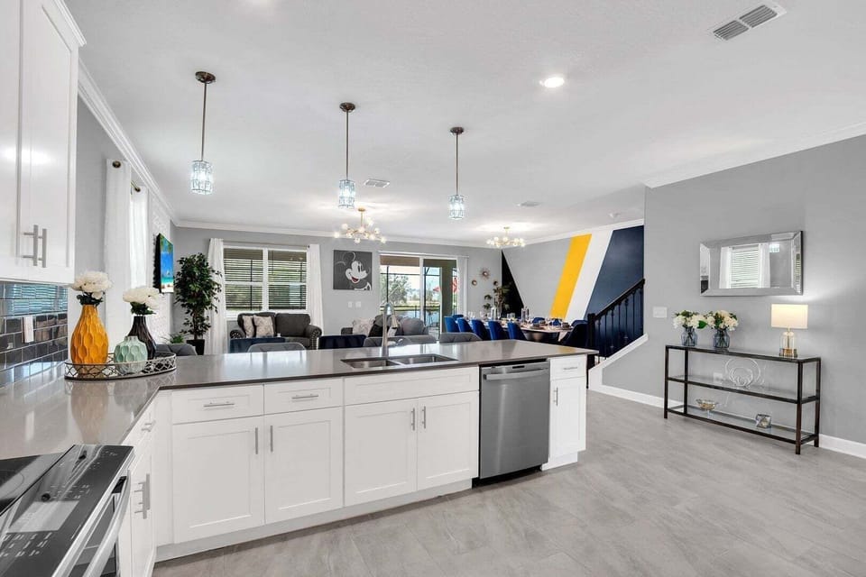 House, Multiple Beds, Pool View (STL109-4280-9-GP) | Interior