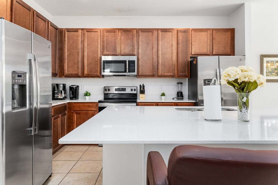 House, Multiple Beds, Pool Access, Pool View (VPR103-2571-10-GP) | Private kitchen