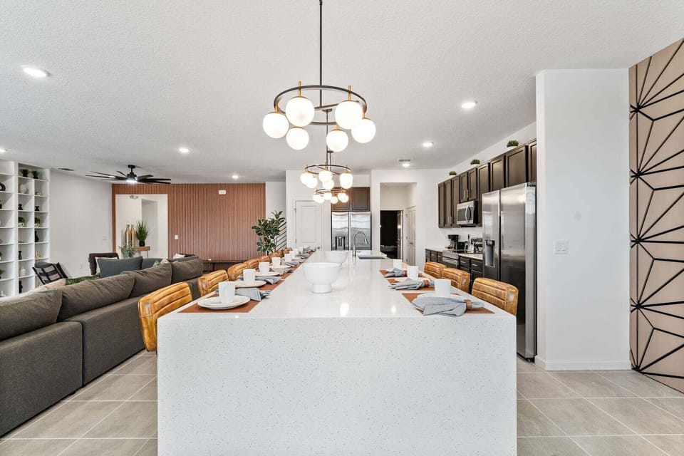 House, Multiple Beds, Pool Access, Pool View (SON107-3900-15-GP) | Interior