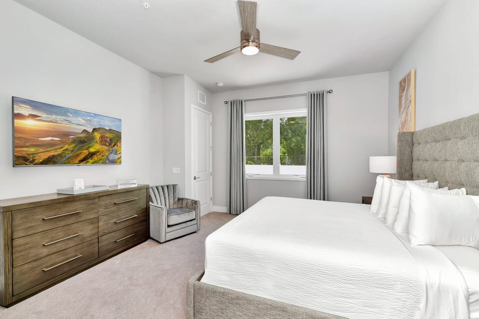 House, Multiple Beds, Garden View (REU116-7770-136-3-G) | 3 bedrooms, individually decorated, individually furnished, bed sheets