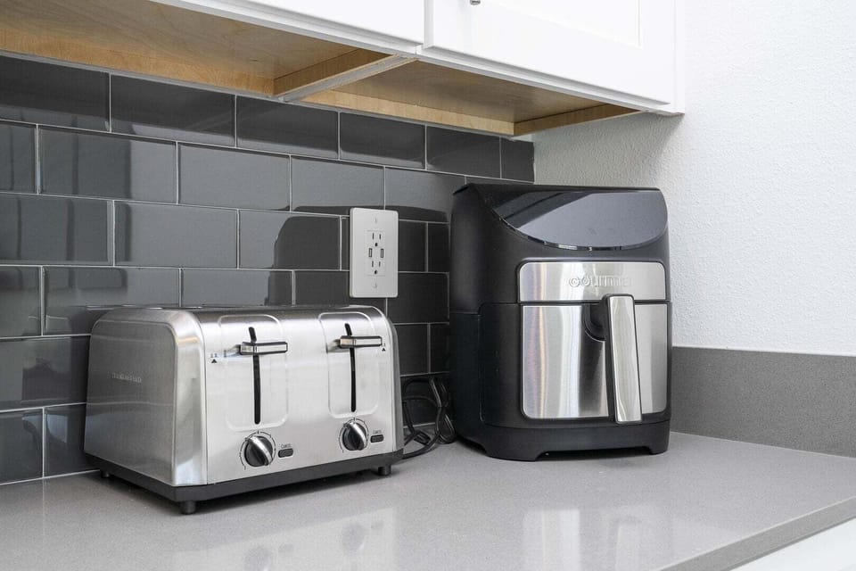 House, Multiple Beds, Pool Access, Pool View (STL114-4439-4-GP) | Coffee and/or coffee maker
