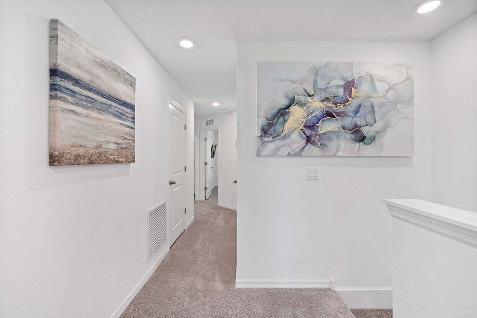 House, Multiple Beds, Pool Access (EVE102-1071-3) | Interior