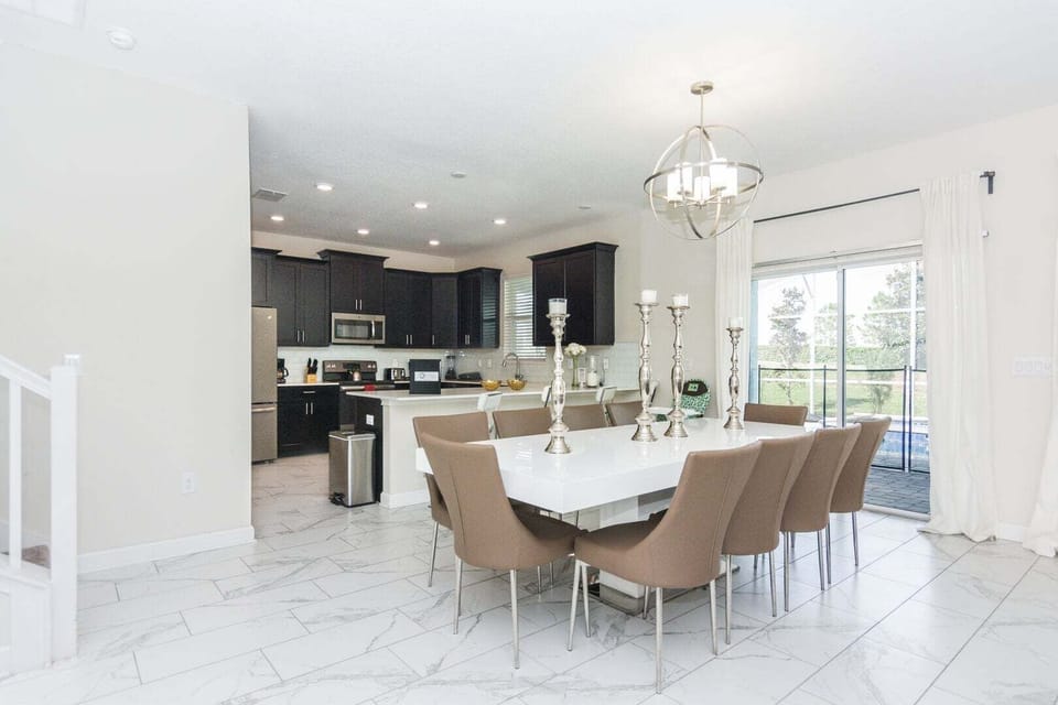 House, Multiple Beds, Pool View (CHG101-9044-6-GP) | Dining
