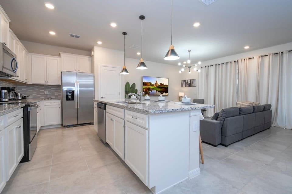Townhome, Multiple Beds, Pool Access, Pool View (WI108-4198-5-GP) | Interior