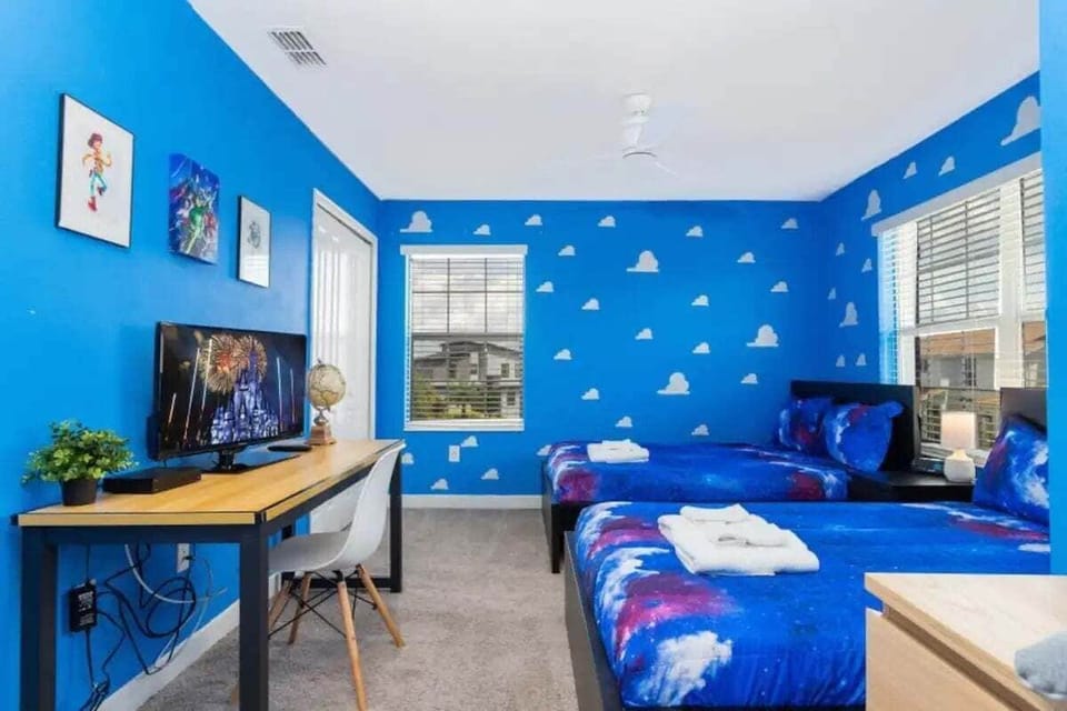 Roomy Family Home-sleeps 16 109 House in Kissimmee