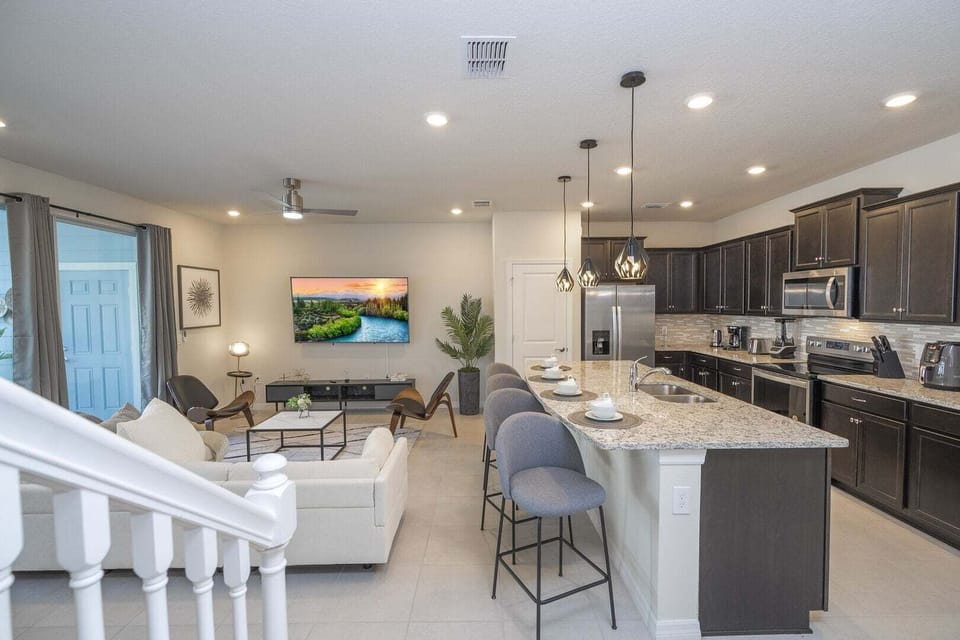 Townhome, Multiple Beds, Pool Access, Pool View (WI103-4178-5-GP) | Interior