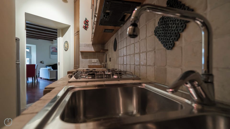 Apartment (1 Bedroom) | Interior